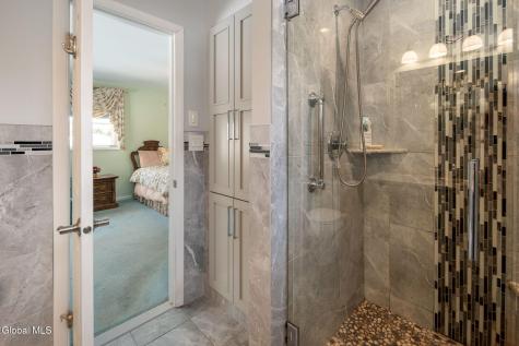 751 Carlton Road Clifton Park NY 12065