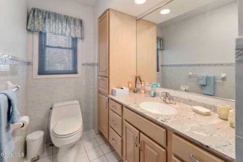 751 Carlton Road Clifton Park NY 12065