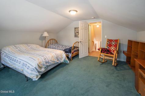 751 Carlton Road Clifton Park NY 12065