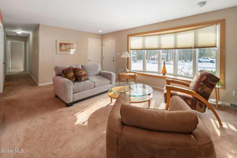 751 Carlton Road Clifton Park NY 12065