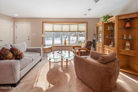 751 Carlton Road Clifton Park NY 12065