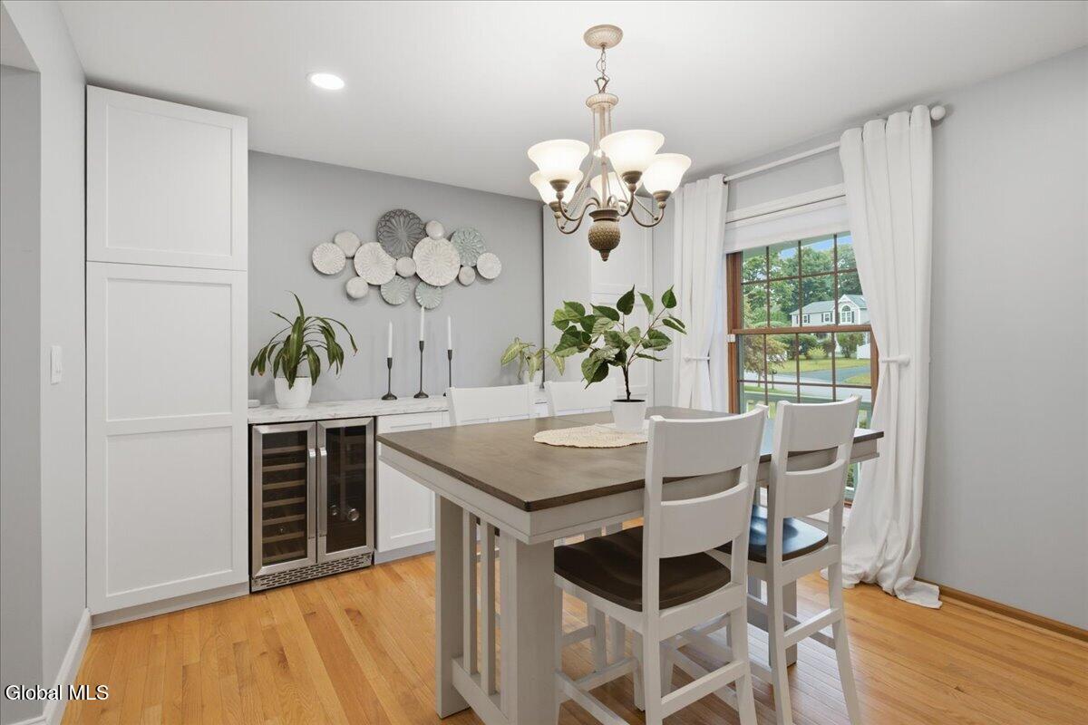 11 Tudor Street Clifton Park NY 12065