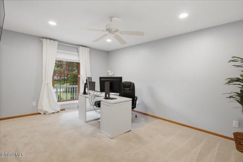 11 Tudor Street Clifton Park NY 12065