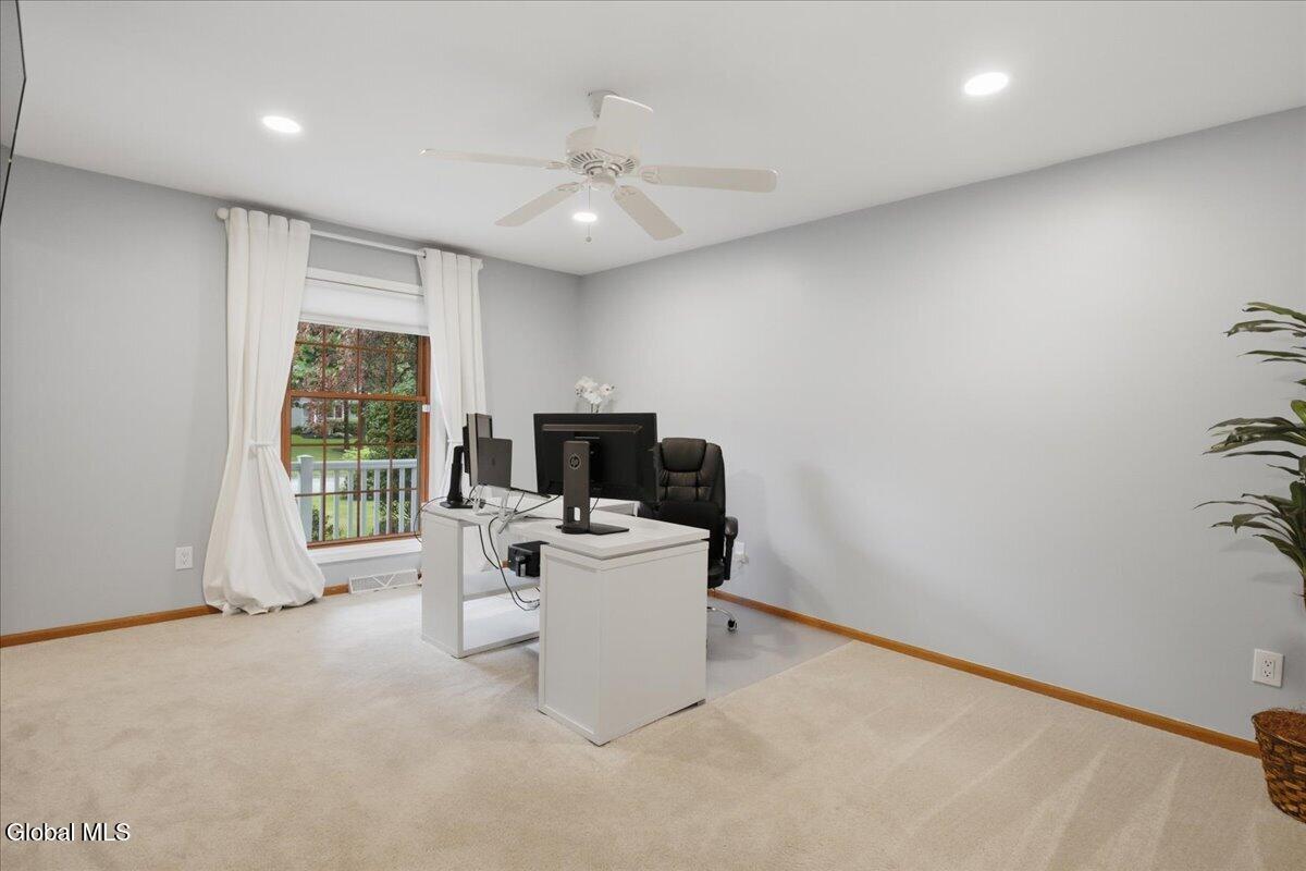 11 Tudor Street Clifton Park NY 12065