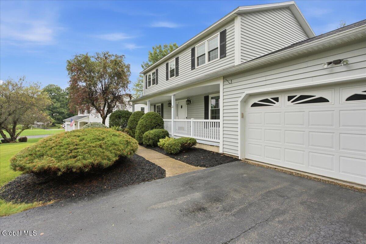 11 Tudor Street Clifton Park NY 12065