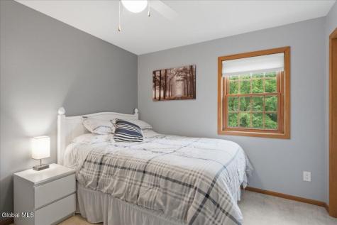 11 Tudor Street Clifton Park NY 12065