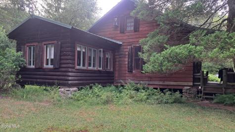 21 Longview Trail Sand Lake NY 12153
