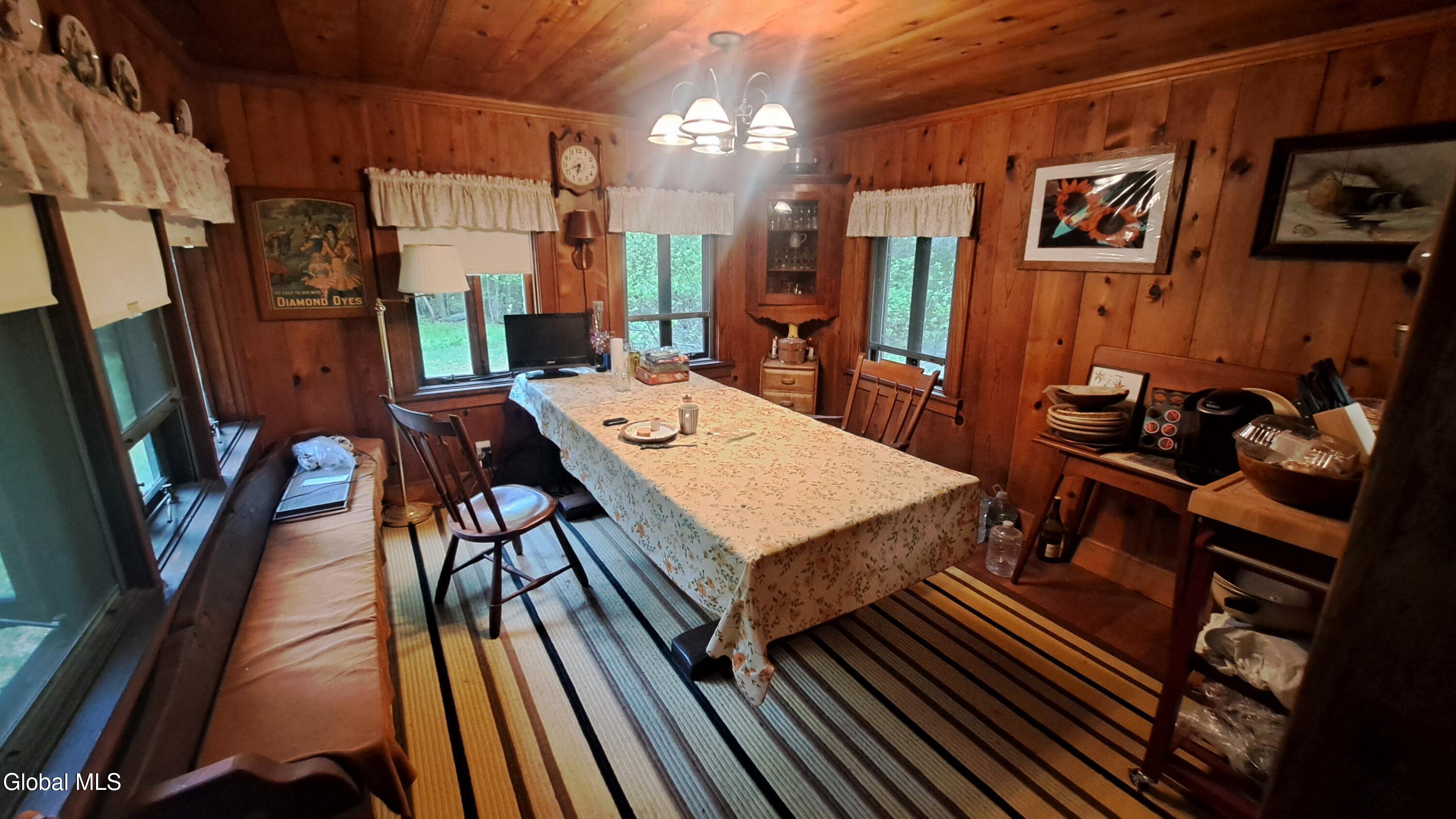 21 Longview Trail Sand Lake NY 12153