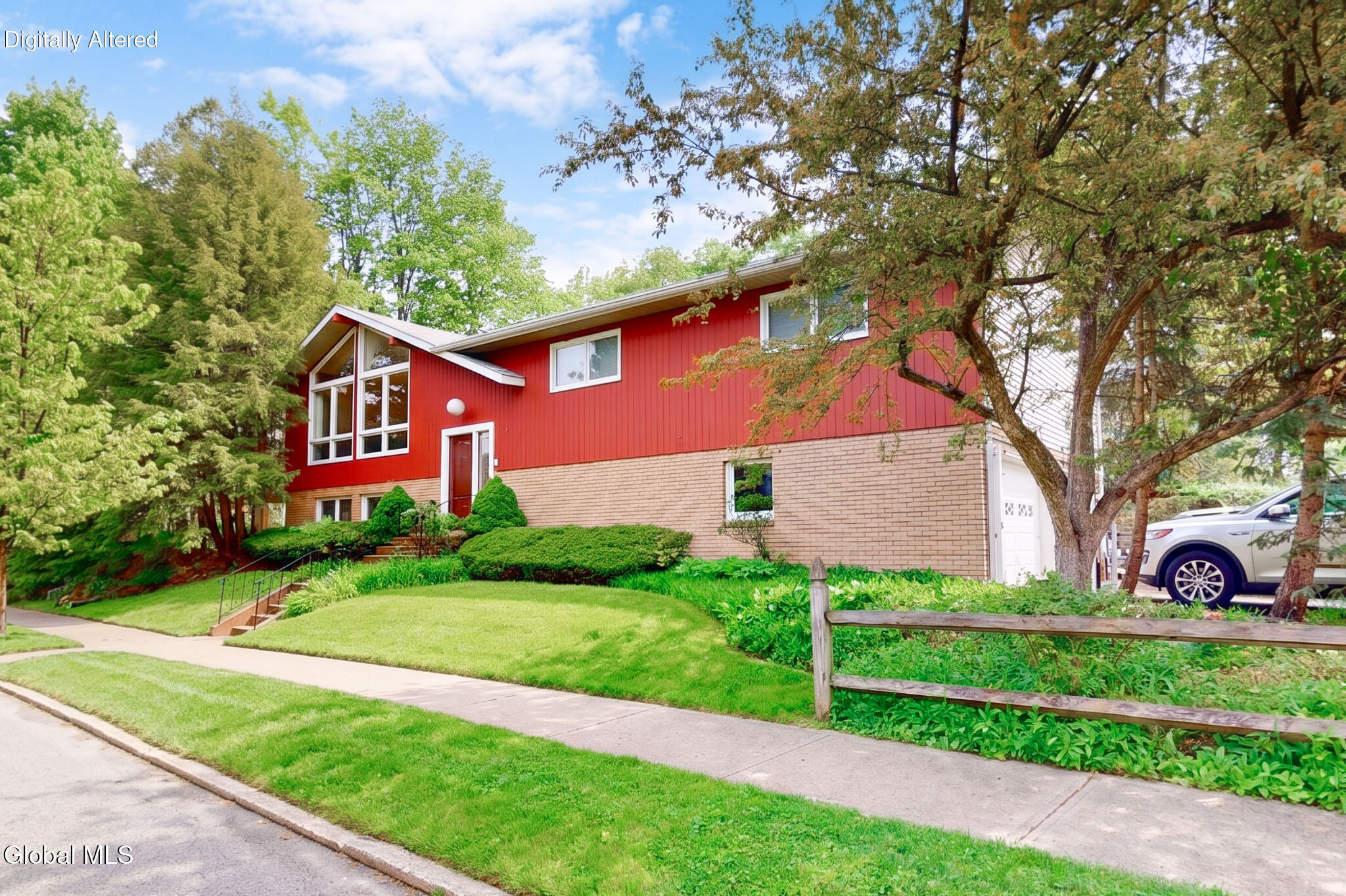 393 W Lawrence Street Albany NY 12208