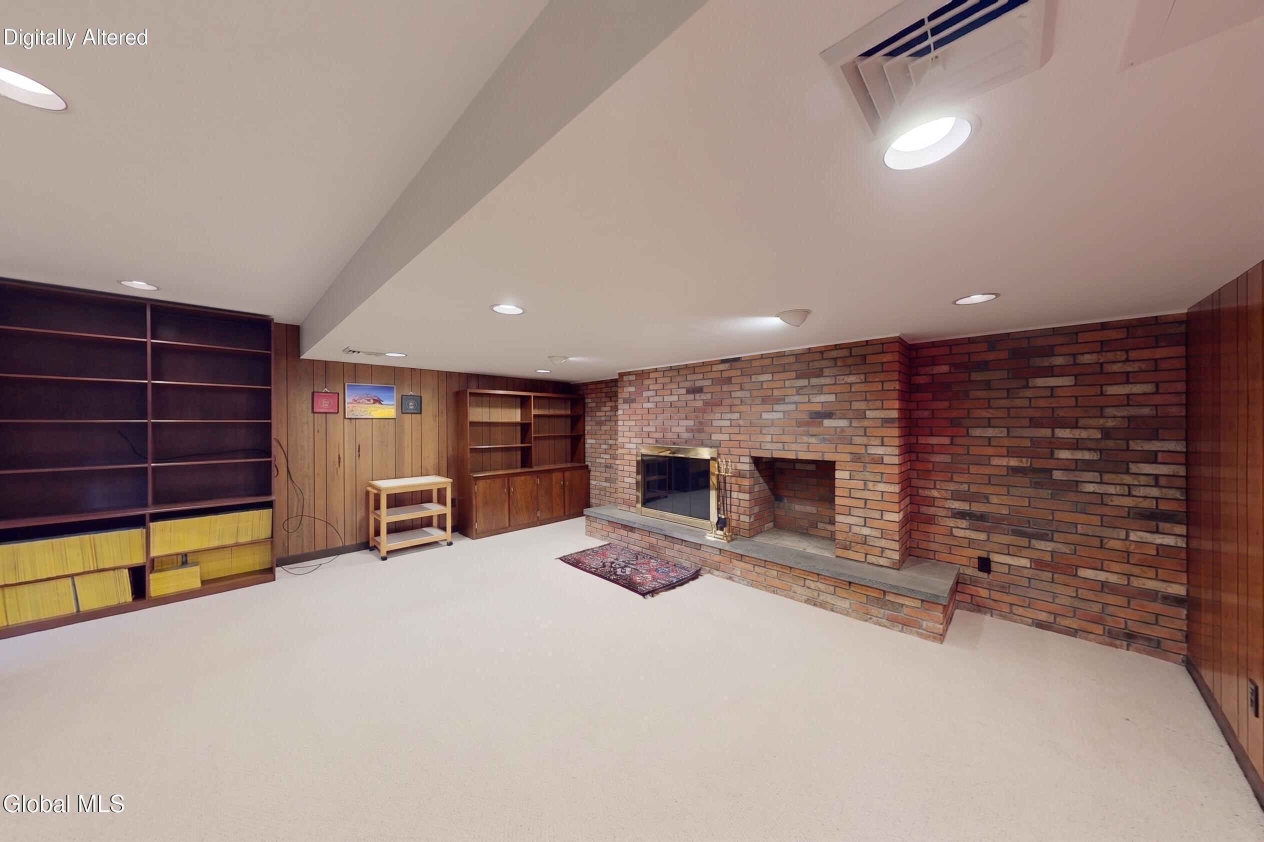 393 W Lawrence Street Albany NY 12208