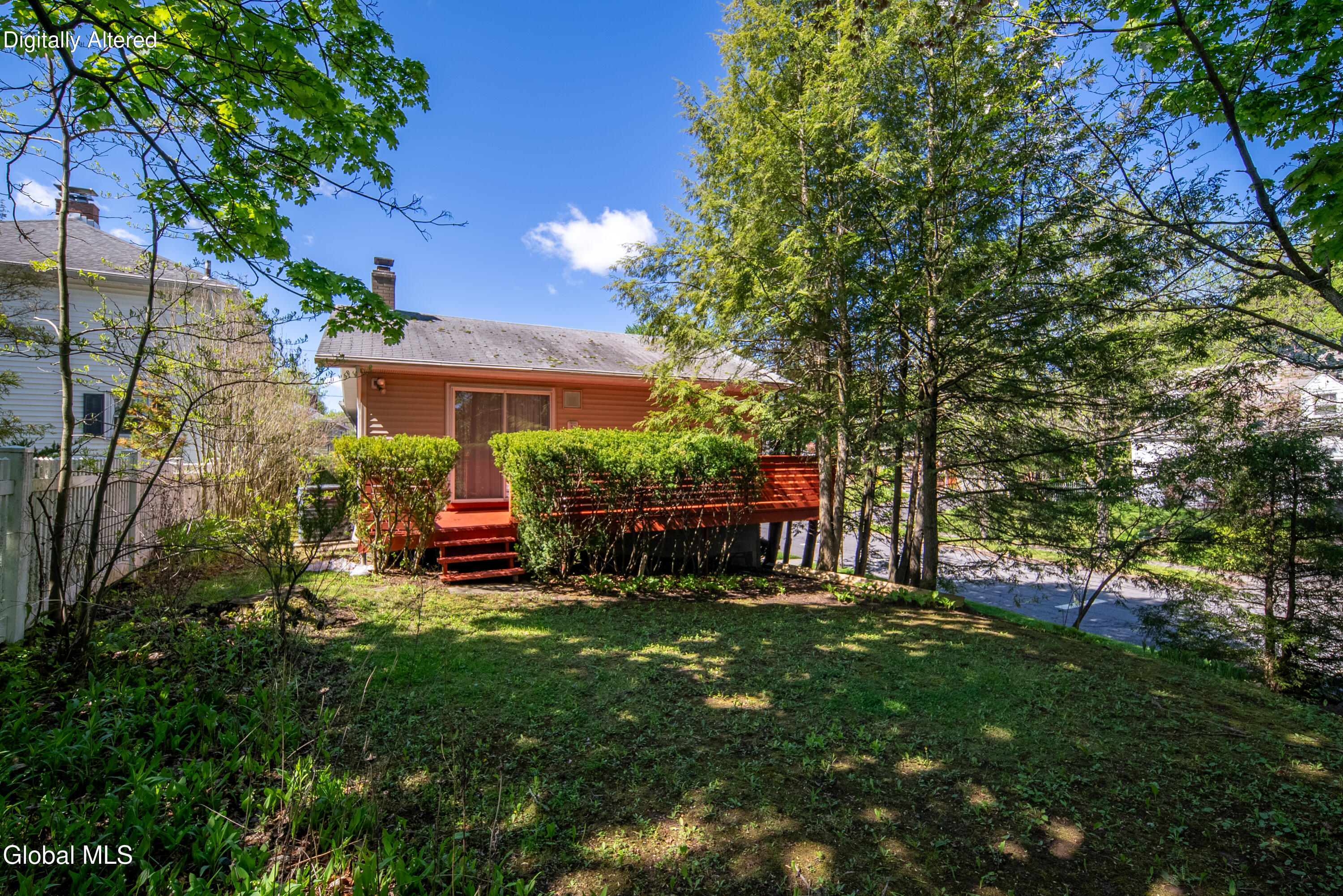 393 W Lawrence Street Albany NY 12208