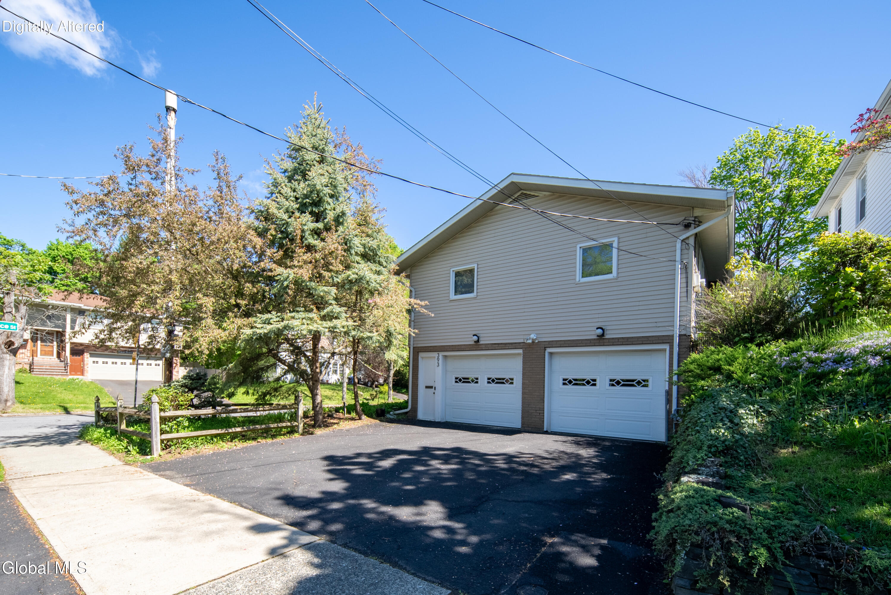 393 W Lawrence Street Albany NY 12208