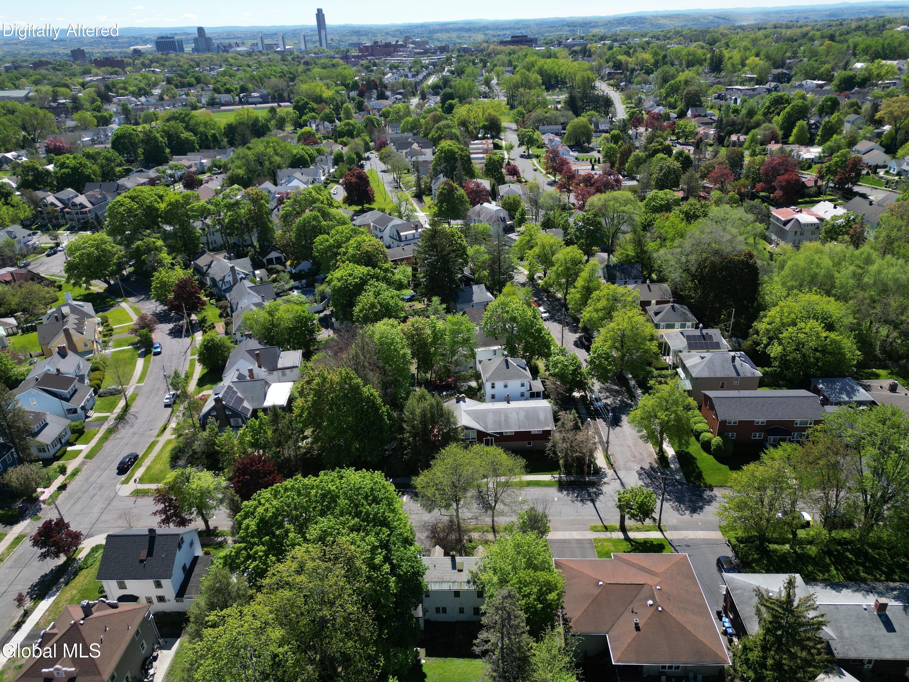393 W Lawrence Street Albany NY 12208