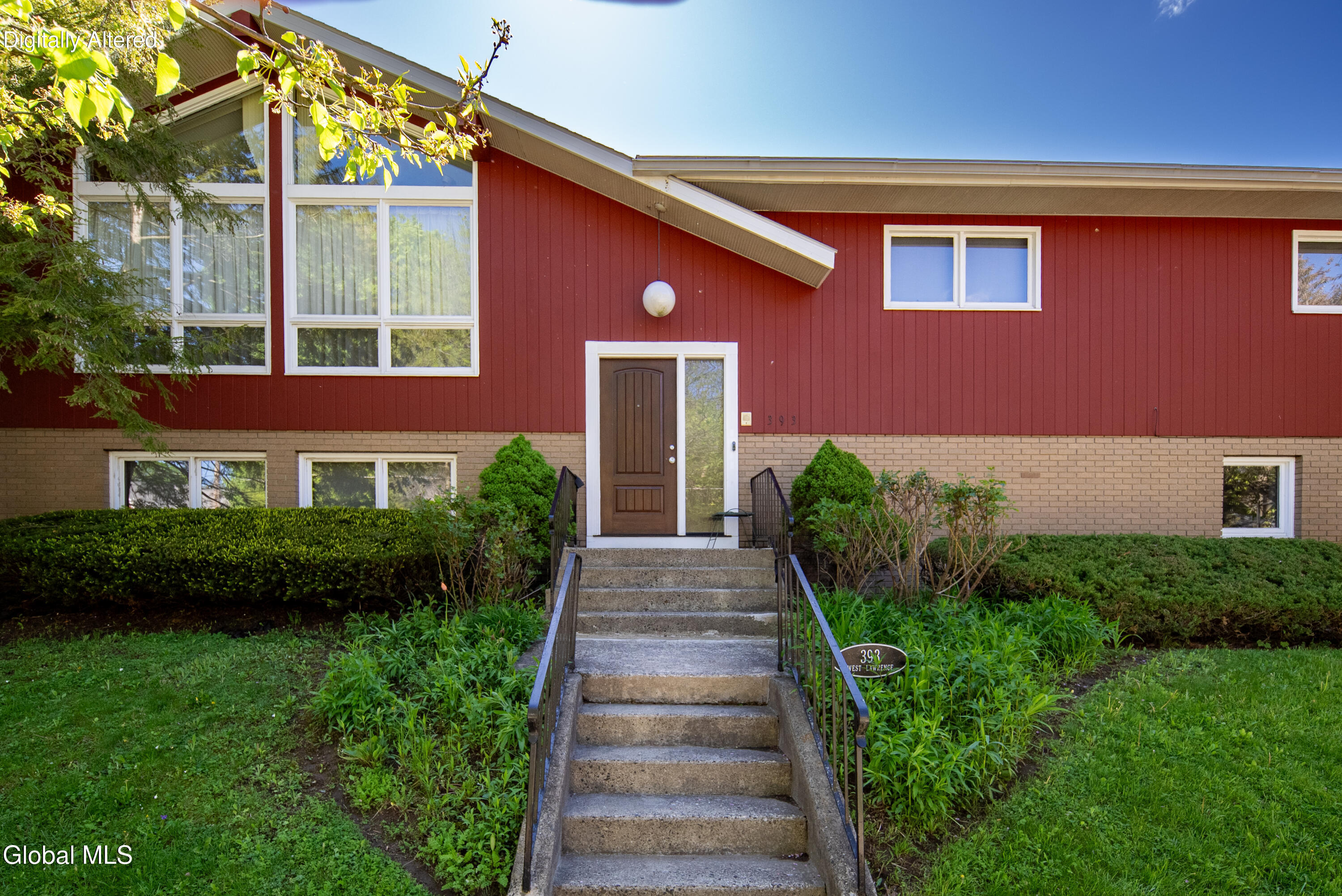 393 W Lawrence Street Albany NY 12208