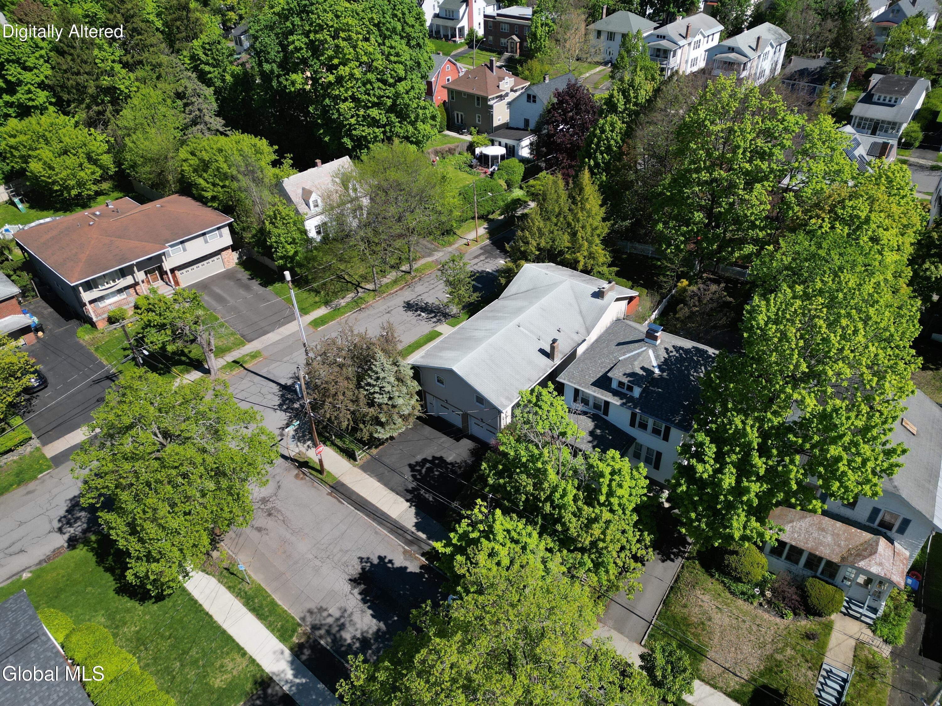 393 W Lawrence Street Albany NY 12208