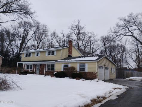 11 Sugar Plum Ridge Clifton Park NY 12065