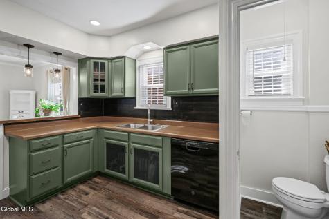 136 Rosemont Street Albany NY 12203