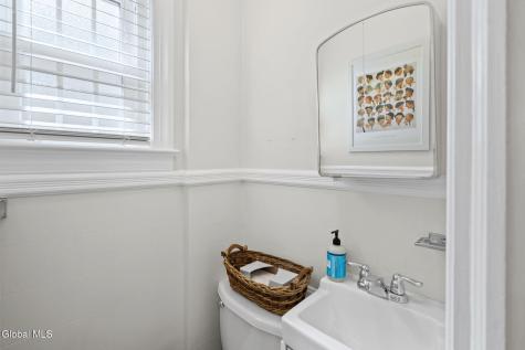 136 Rosemont Street Albany NY 12203