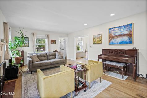 136 Rosemont Street Albany NY 12203