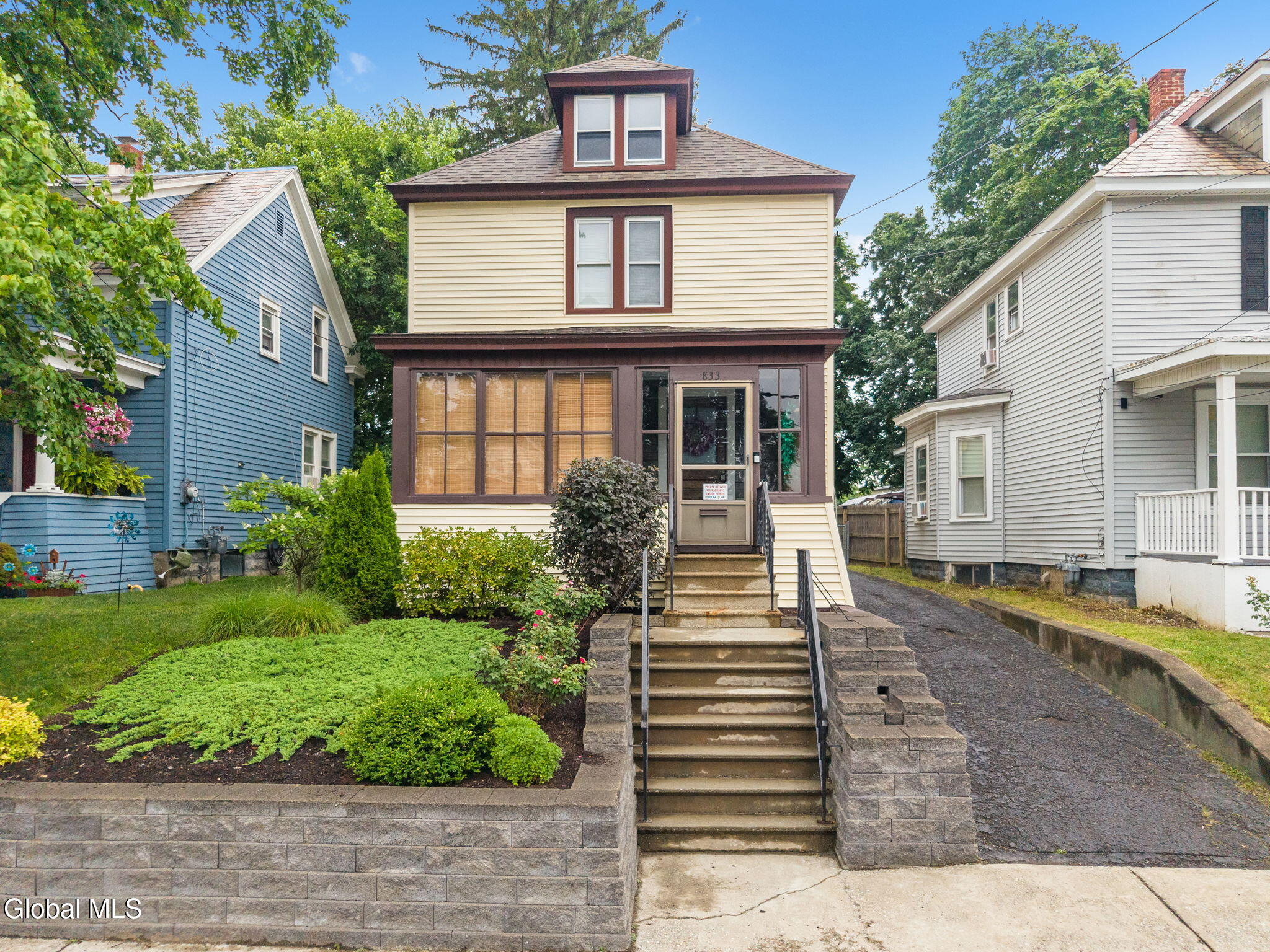 833 Harrison Avenue Schenectady NY 12306