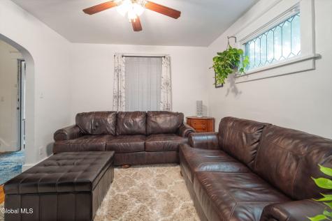 833 Harrison Avenue Schenectady NY 12306