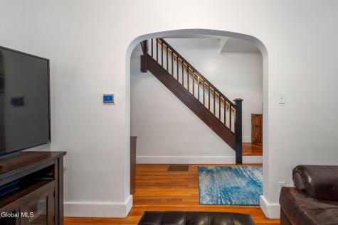 833 Harrison Avenue Schenectady NY 12306