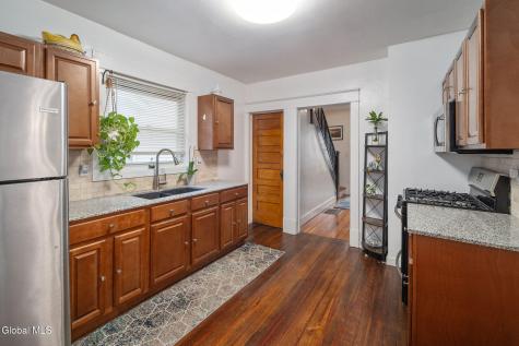 833 Harrison Avenue Schenectady NY 12306