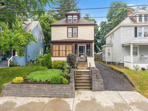 833 Harrison Avenue Schenectady NY 12306
