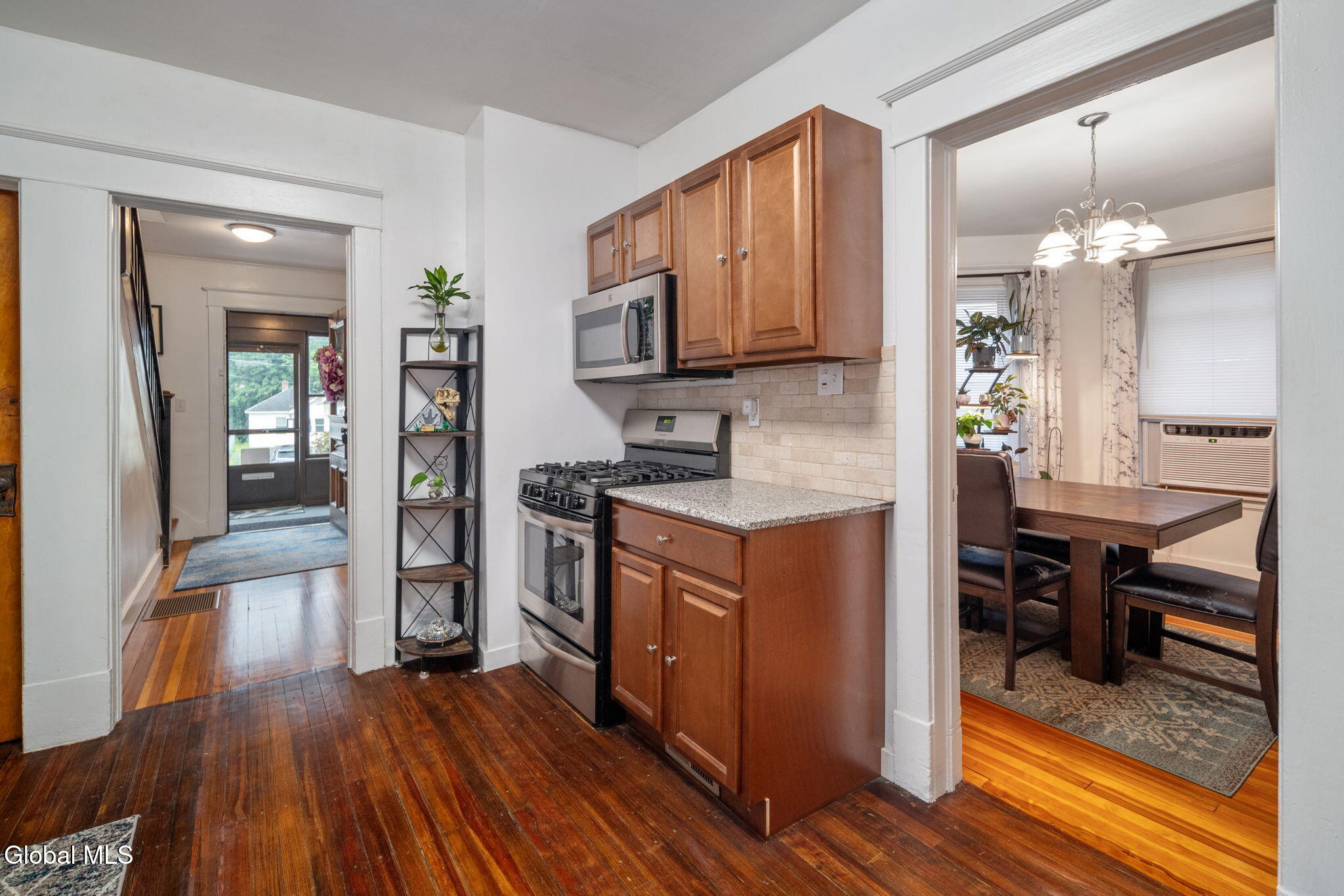 833 Harrison Avenue Schenectady NY 12306