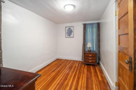 833 Harrison Avenue Schenectady NY 12306