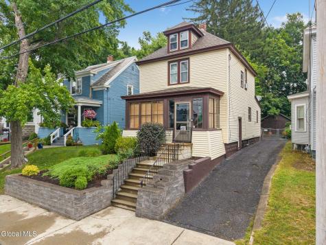 833 Harrison Avenue Schenectady NY 12306