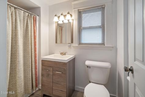 833 Harrison Avenue Schenectady NY 12306