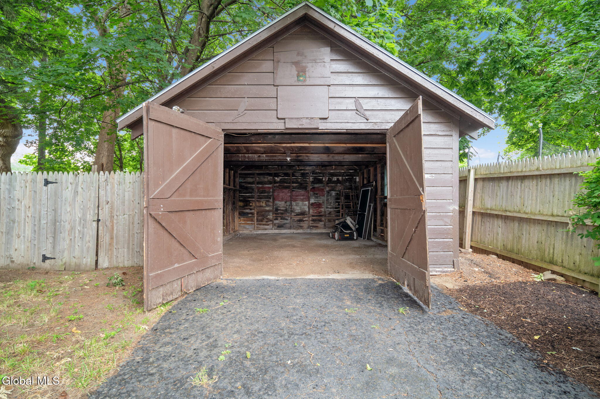 833 Harrison Avenue Schenectady NY 12306