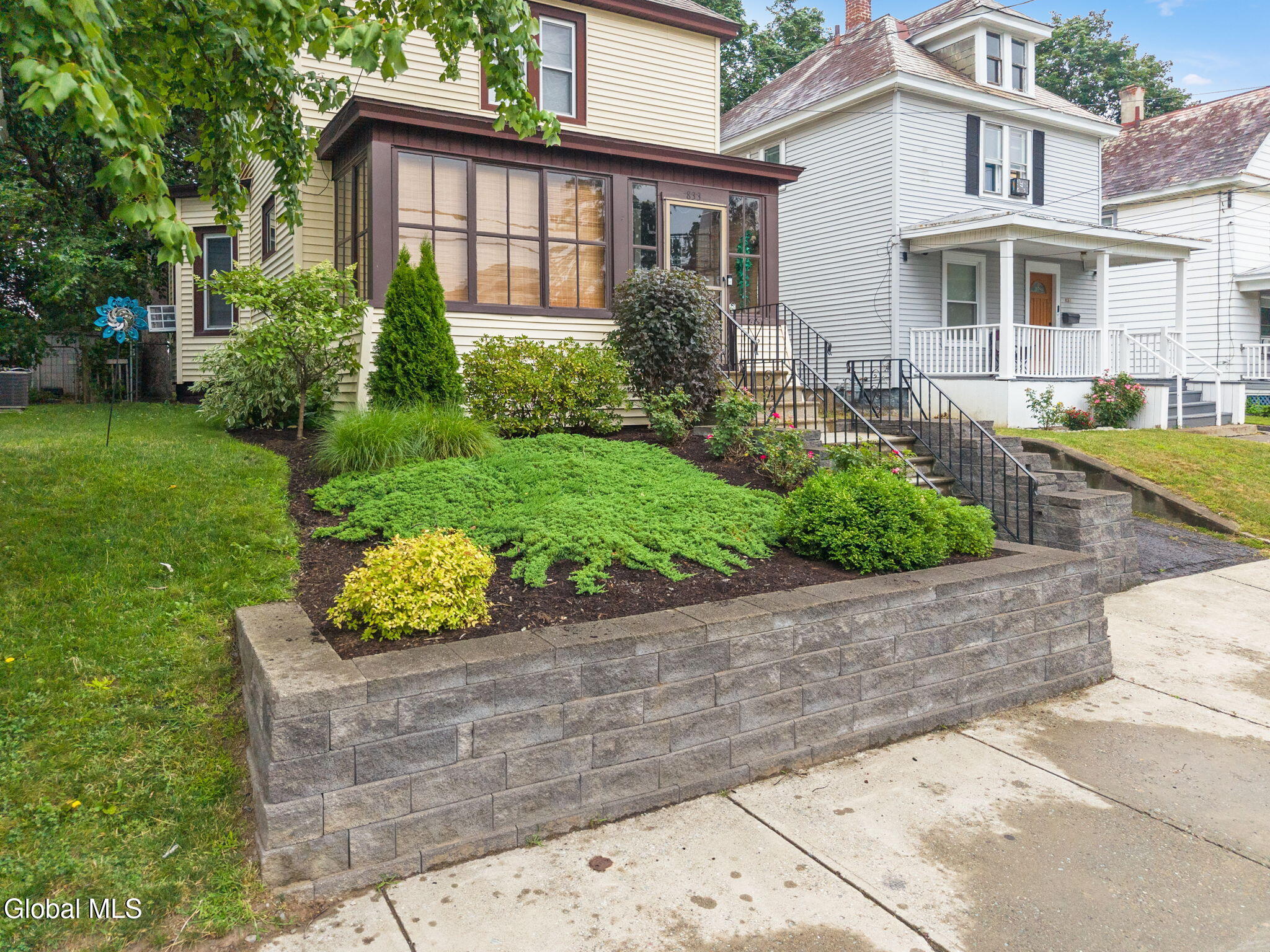 833 Harrison Avenue Schenectady NY 12306
