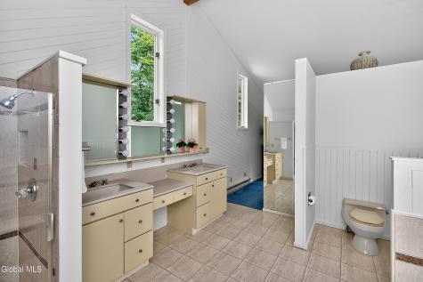 876 Heather Lane Niskayuna NY 12309
