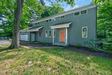 876 Heather Lane Niskayuna NY 12309