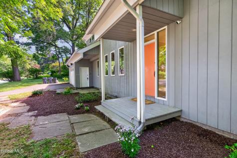 876 Heather Lane Niskayuna NY 12309