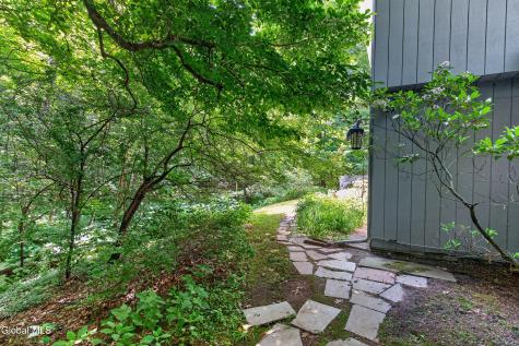876 Heather Lane Niskayuna NY 12309