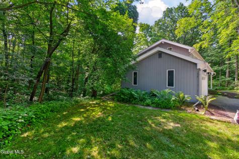 876 Heather Lane Niskayuna NY 12309