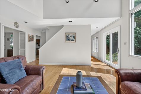 876 Heather Lane Niskayuna NY 12309