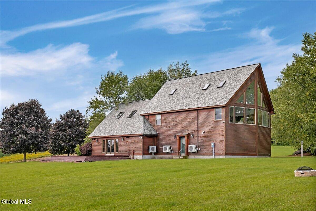 111 Everetts Heights Way Hebron NY 12832