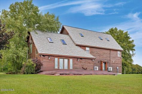 111 Everetts Heights Way Hebron NY 12832