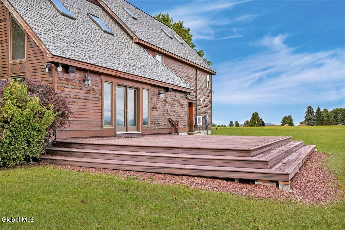 111 Everetts Heights Way Hebron NY 12832