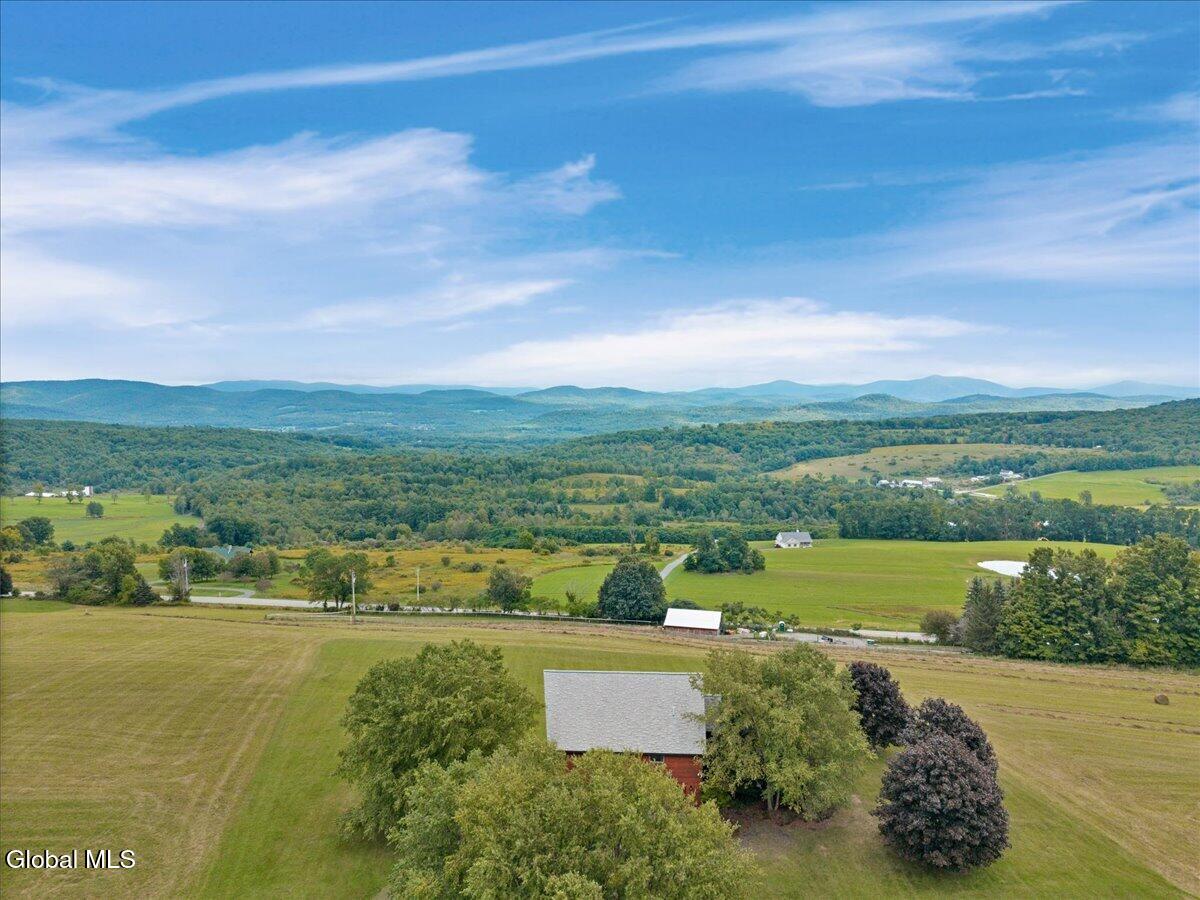 111 Everetts Heights Way Hebron NY 12832