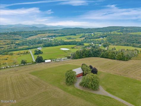 111 Everetts Heights Way Hebron NY 12832