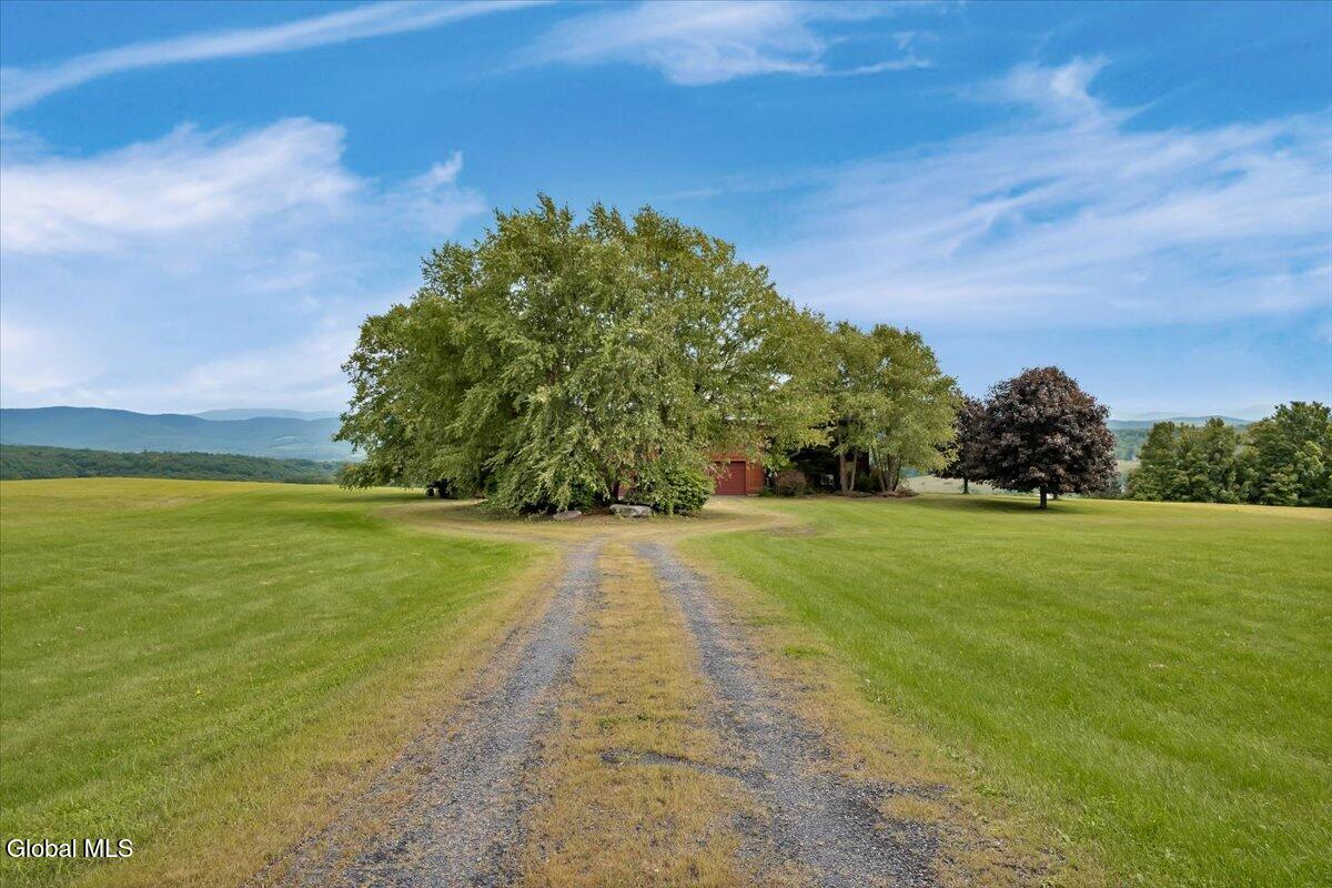 111 Everetts Heights Way Hebron NY 12832