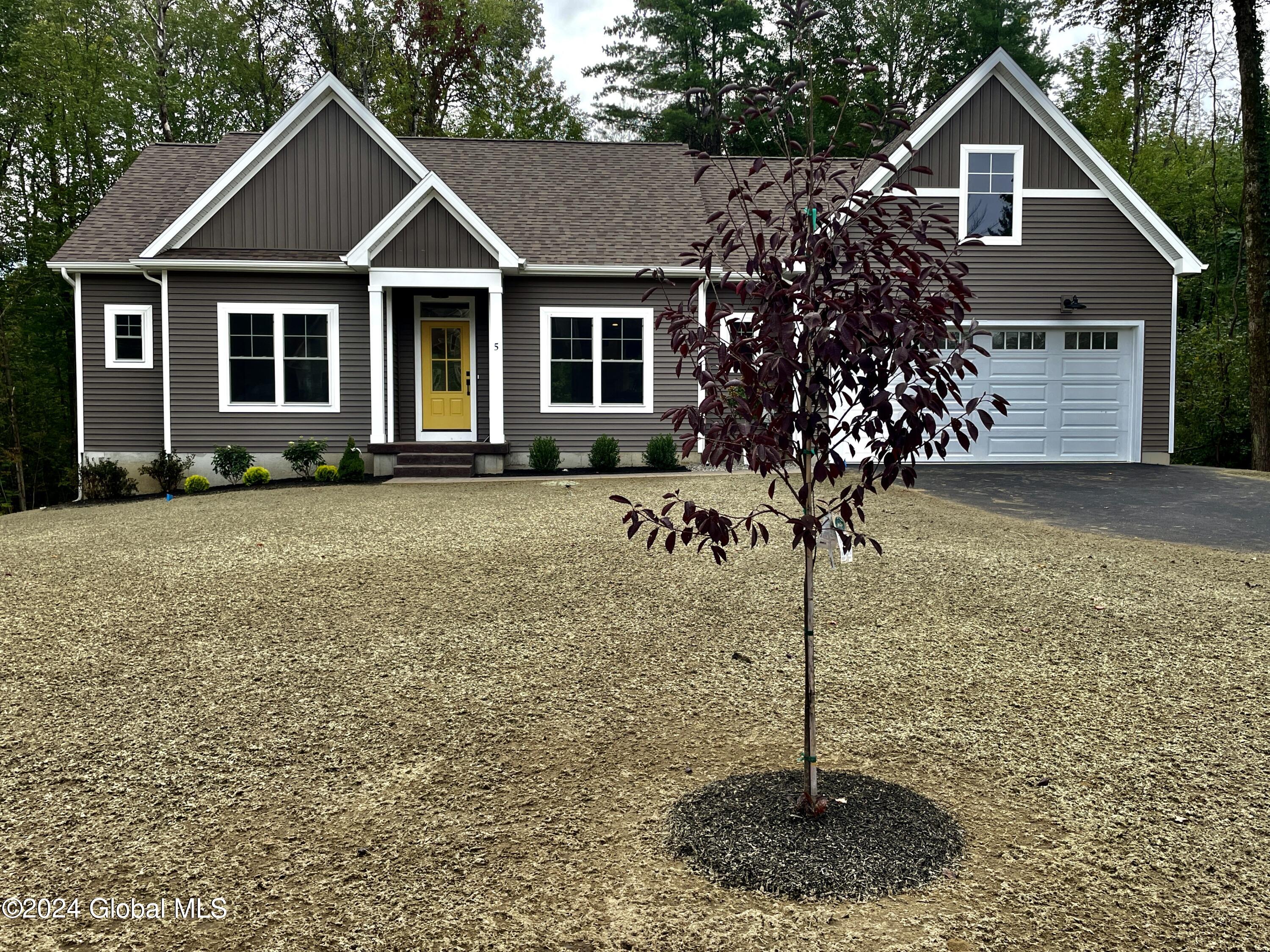 L8 Burnham Road Wilton NY 12831