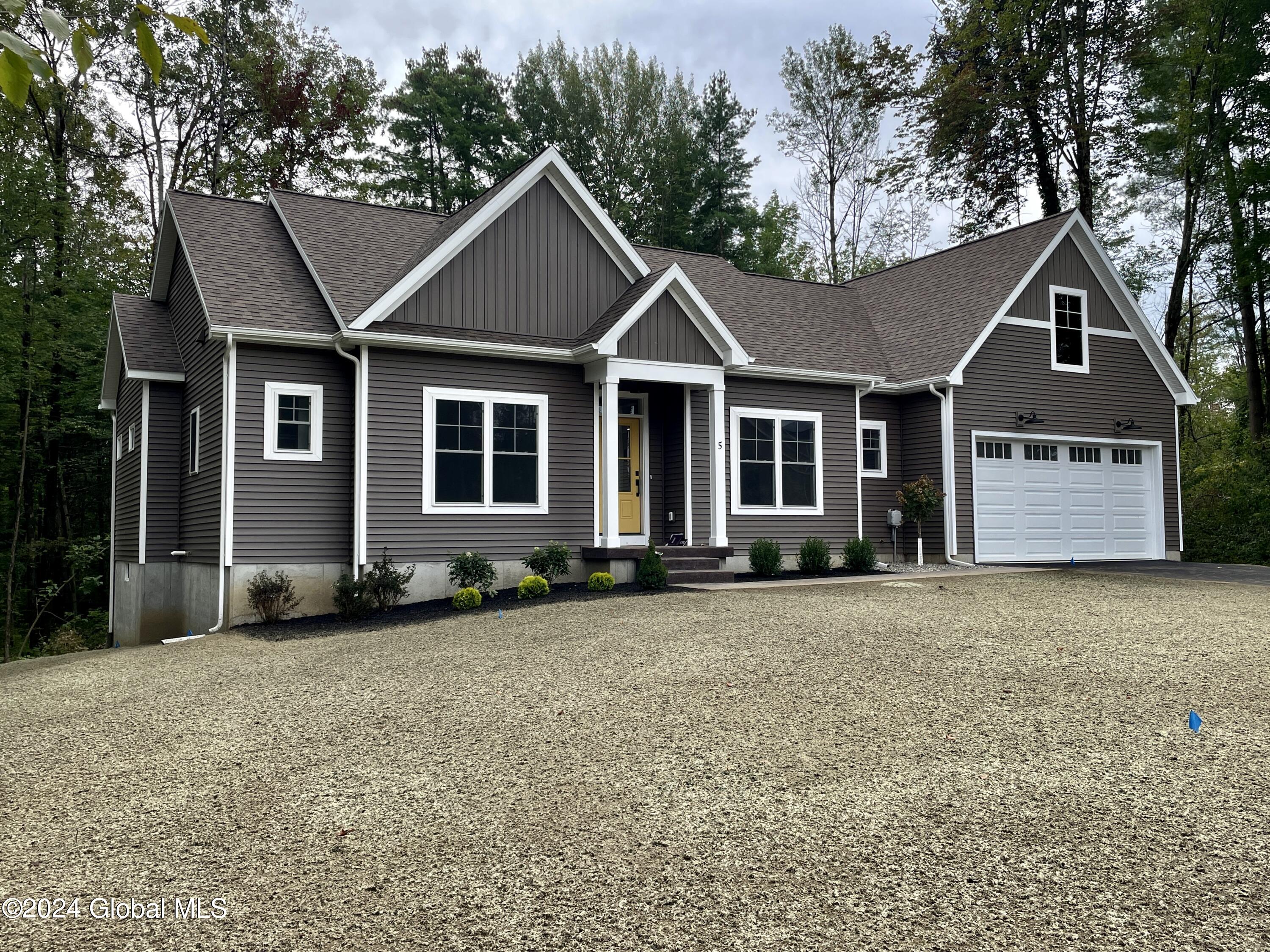 L8 Burnham Road Wilton NY 12831