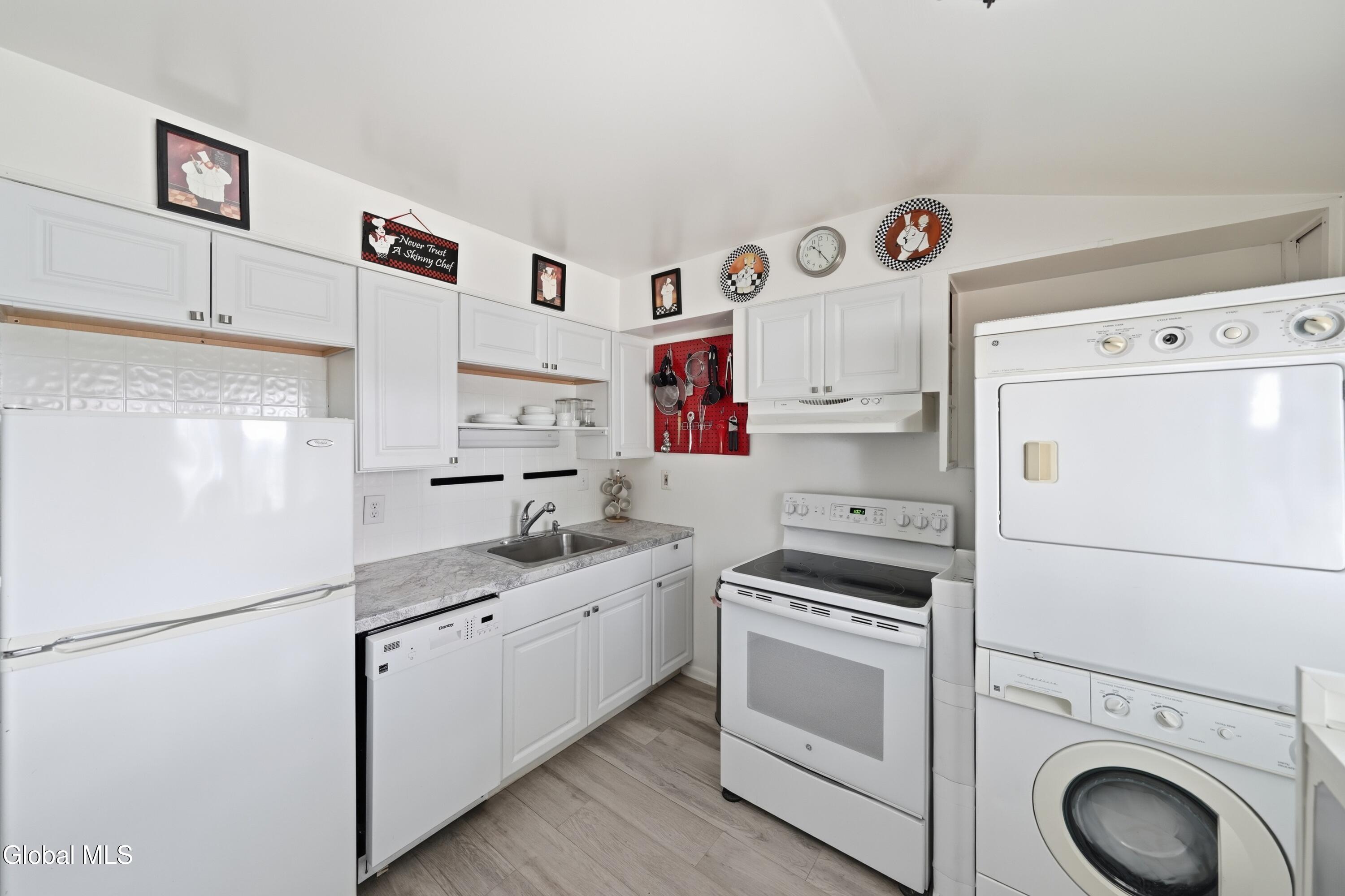 24 Clare Avenue Albany NY 12202