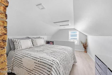 24 Clare Avenue Albany NY 12202